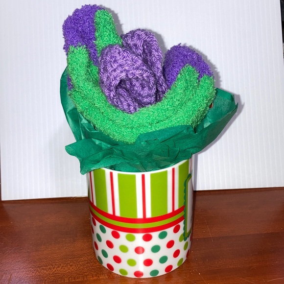 Dear Santa “I Can Explain” Coffee Mug 16 oz and Fuzzy Socks GIFT SET - Picture 5 of 13